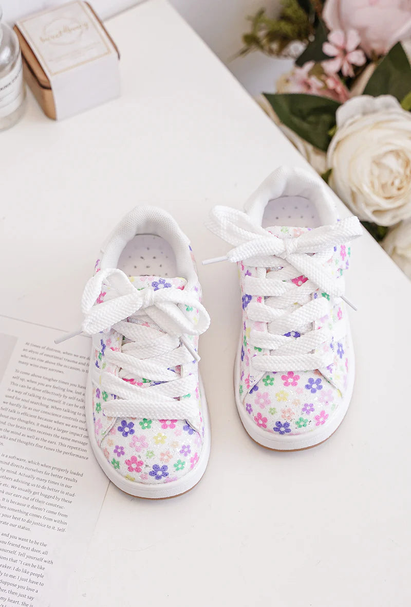Baskets Enfant à Scratch – Chaussures Enfant – Confortables et Légères – Blanc à Motifs Cœurs Colorés