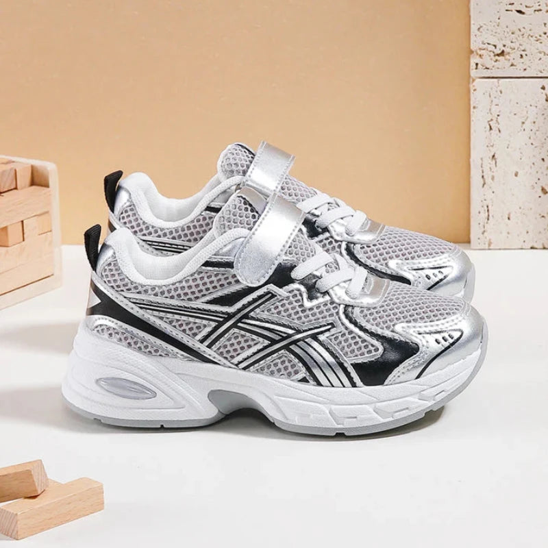 Baskets Enfant à Scratch – Chaussures Sport Enfant – Confortables et Légères – Argent et Noir