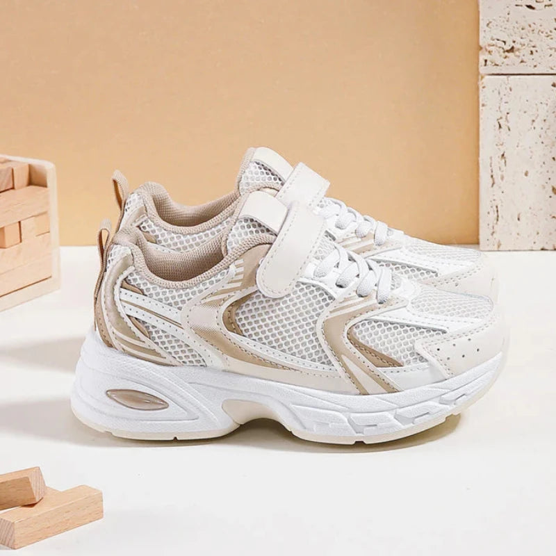 Baskets Enfant à Scratch – Chaussures Sport Enfant – Confortables et Légères – Beige et Blanc