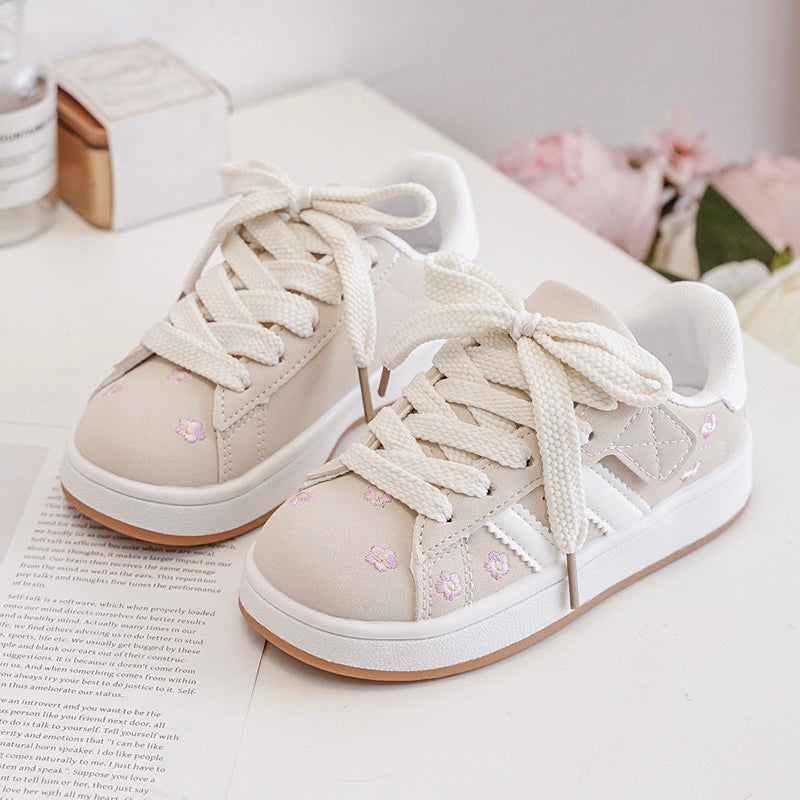 Baskets Enfant à Scratch – Chaussures Fille Broderie Fleur – Semelle Confort Antidérapante – Beige & Blanc