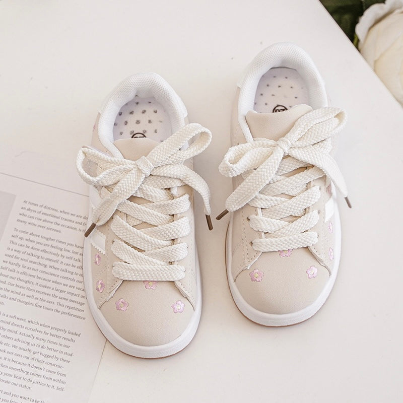 Baskets Enfant à Scratch – Chaussures Fille Broderie Fleur – Semelle Confort Antidérapante – Beige & Blanc