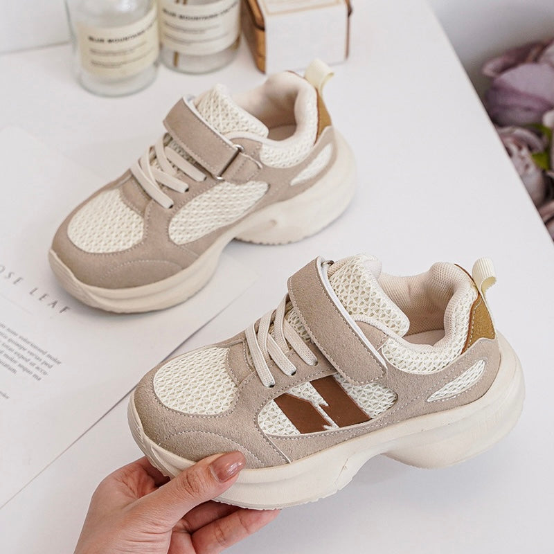 Baskets Enfant à Scratch – Chaussures Légères et Respirantes – Semelle Épaisse Confort – Beige & Détail Marron