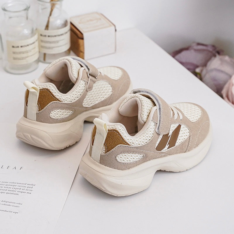 Baskets Enfant à Scratch – Chaussures Légères et Respirantes – Semelle Épaisse Confort – Beige & Détail Marron
