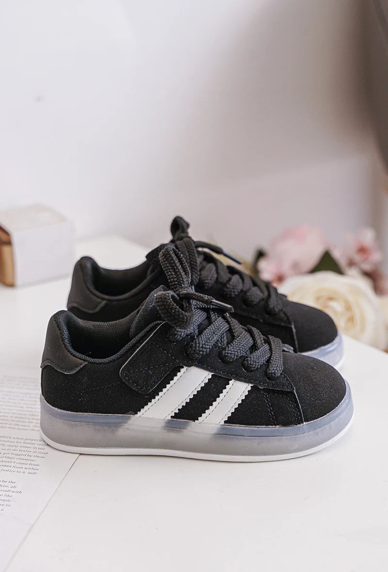 Baskets Enfant Lumineuses à Lacets – Chaussures LED Enfant – Confortables et Légères – Noir