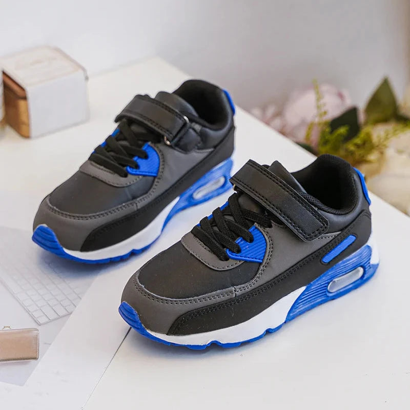 Baskets Enfant à Scratch – Chaussures Sport Enfant – Confortables et Légères – Gris, Noir et Bleu